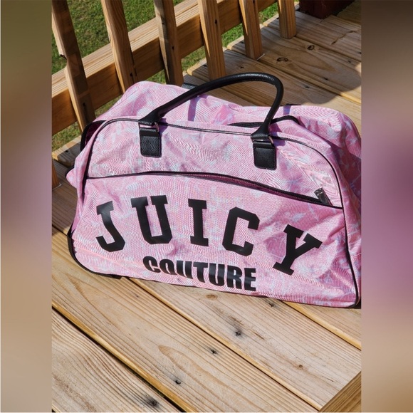 NEW Juicy Couture Duffle Bag Overnight with Wheels Pink White Marble Pattern‎ - Picture 1 of 11